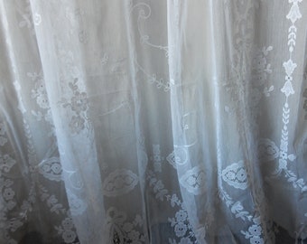 A Vintage White Scottish Cotton Lace Window  Curtain/Free Shipping