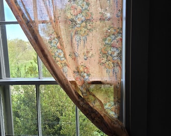 Vintage 40s Single Curtain Panel/Parrots and Flowers