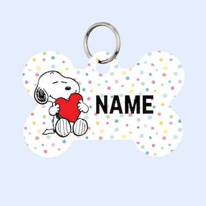 Etiqueta de identificación para mascotas con forma de corazón de Snoopy para perros y gatos o llavero / Personalizada