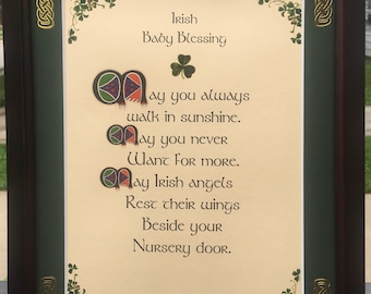 May You Immer Walk in Sunshine - Gerahmter irischer Baby Blessing - Personalisieren Sie mit Namen, Datum, Benutzerdefinierte Nachricht