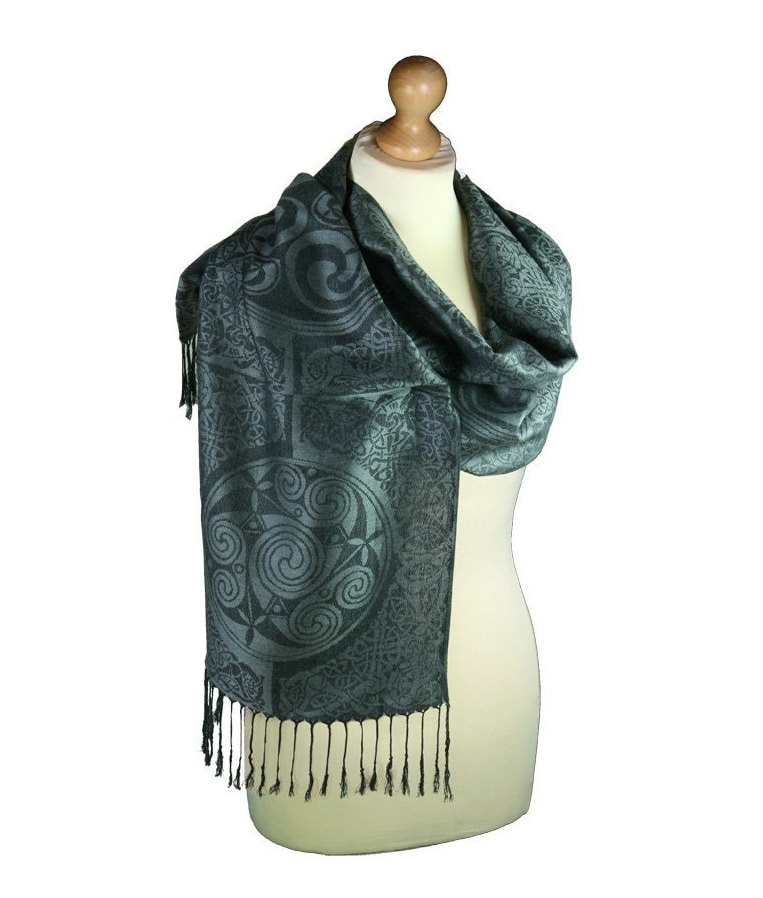 Celtic Knot Scarf Canada