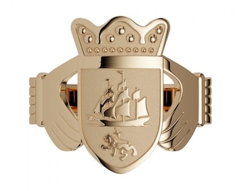 Medium Claddagh Heraldry Ring - Irish Celtic Signet Band with Traditional Symbol Design