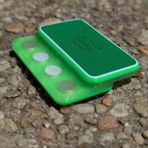 Fidget Slider (Key Lime) Vibram Pro Grip  / Ultra Slim & Quiet / Vibram Rubber / Hybrid 3-Click /  Fidget Clicker