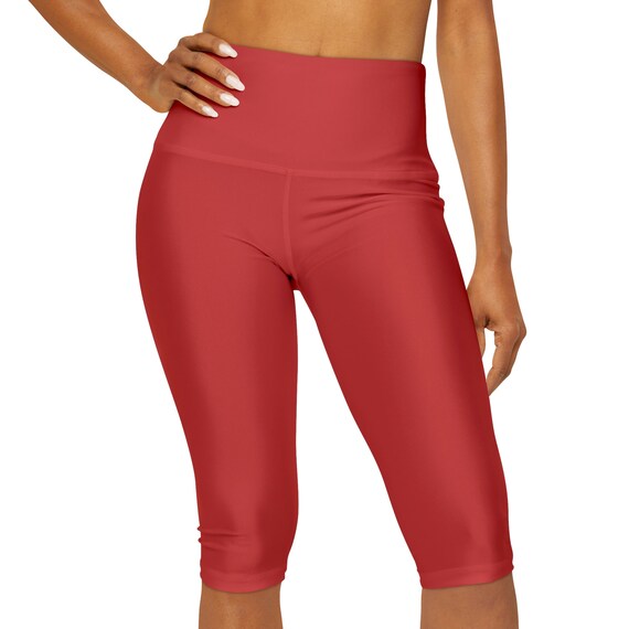 Viva Magenta Yoga Capri Leggings