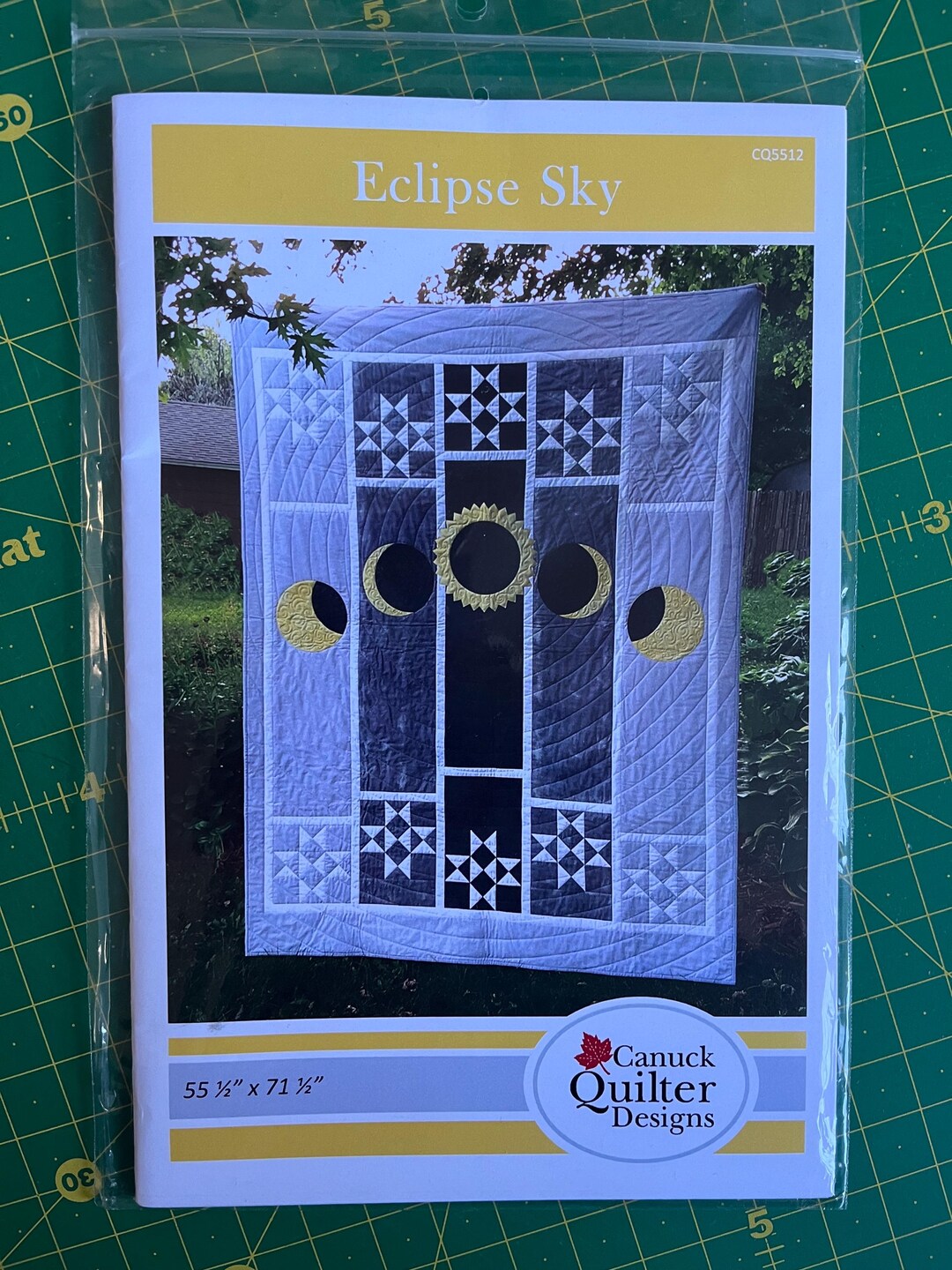 Eclipse Sky Quilt Pattern: Modern Design (55 1/2 X 71 1/2) - Etsy