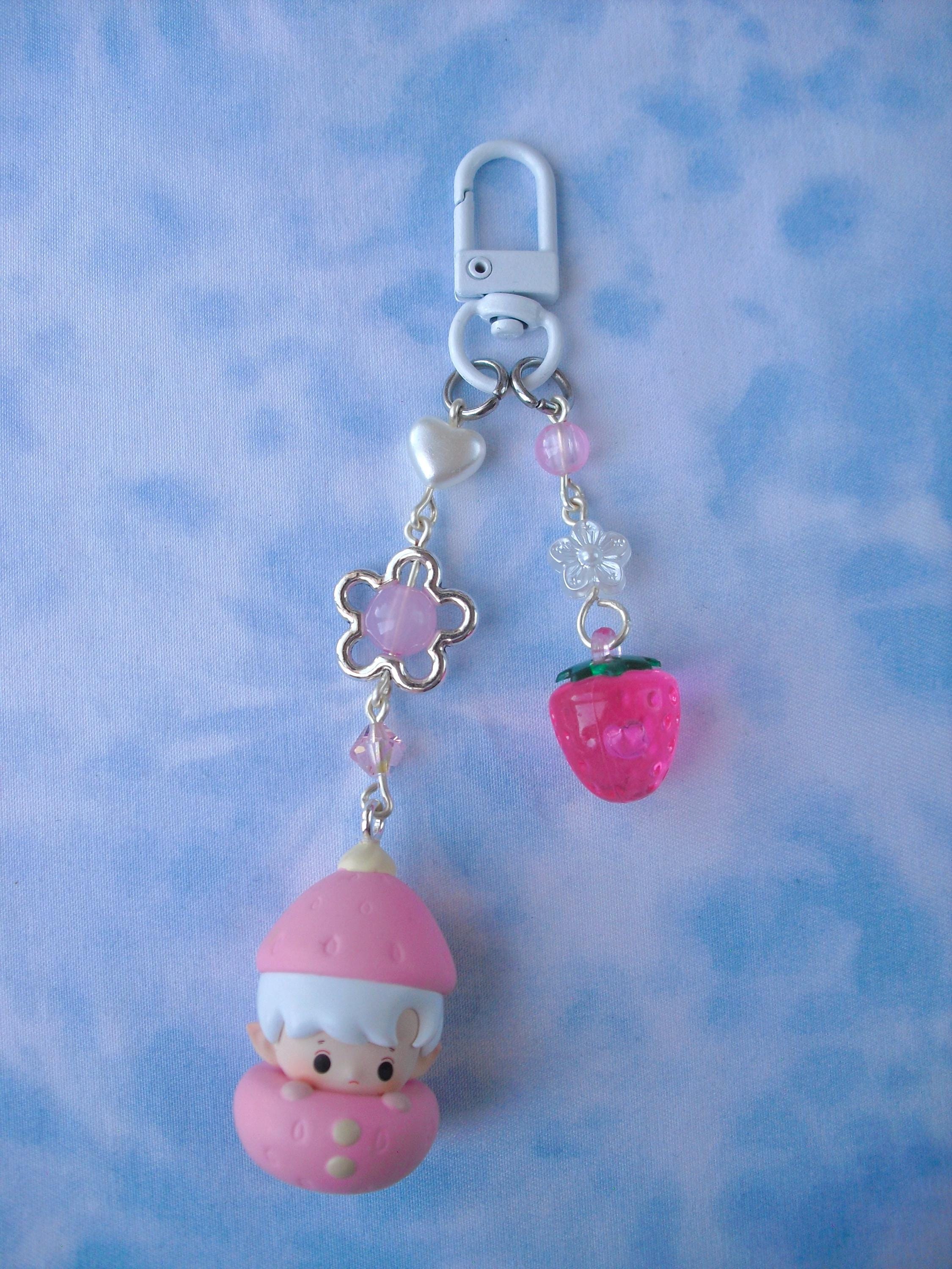 Official Pop Mart Hacipupu Pop Bean Strawberry Keychain | Figure Charm with  Heart, Flower & Strawberry Beads | Pink Bag Accessory