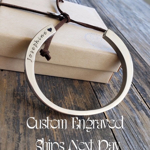 Urn Bracelet for Human or Pet Ashes for Him and Her Custom Engraved - Cuff Bracelet for Men Women - Cremation Jewelry - Memorial Jewelry