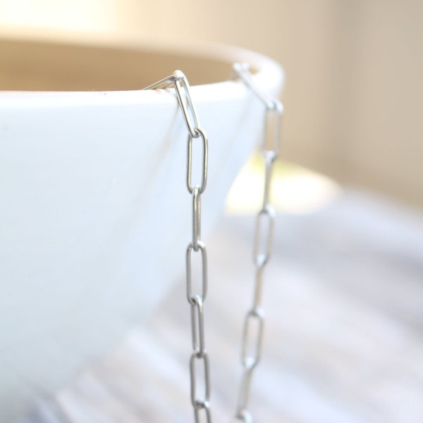 Paperclip Silver Oval Chain Link Necklace , Choker Necklaces , Available in Gold and Silver