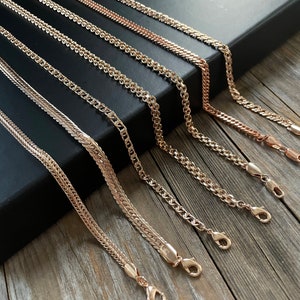 Elegant Rose Gold Necklaces: Diverse Styles & Lengths - Delicate Chains for Every Occasion - Classic Style Rose Gold Necklace - Bespoke Gift