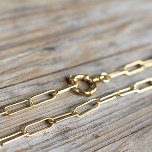 Paperclip chain Choker necklace with carabiner style clasp, shiny gold color, everyday jewelry gift for mom