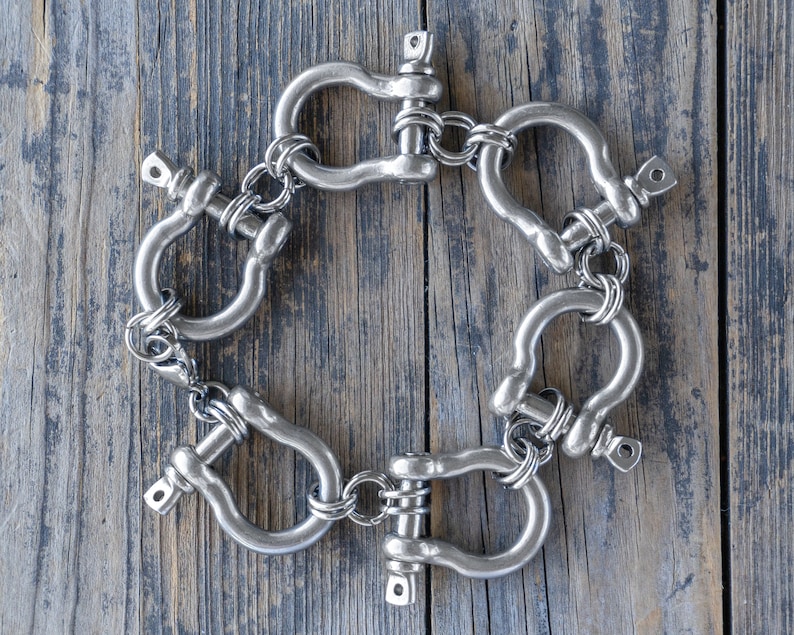 Retro Modernist Stainless Steel carabiner bracelet in silver and gold, custom length. All horse shoe bracelet, personalized length. Punk rock jewelry, statement piece for those who dare to be different.