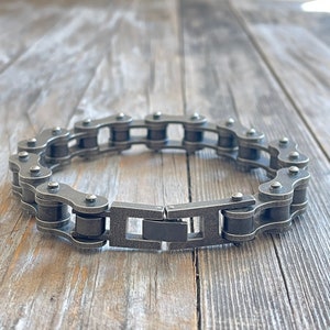 Motorcycle Chain Bracelet - Weathered Finish