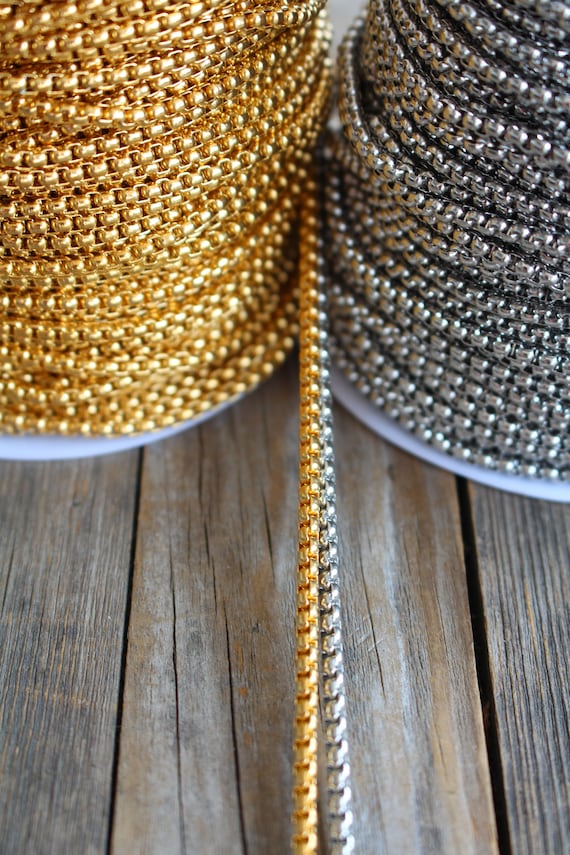 Plastic gold deals chain bulk