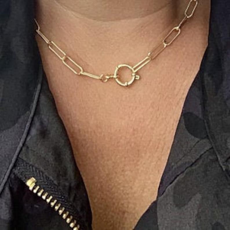 Paperclip chain Choker necklace with carabiner style clasp, shiny gold color, everyday jewelry gift for mom or girlfriend