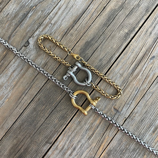 Horseshoe Shackle Stainless Steel Bracelet - Chunky Bold Punk Jewelry - Statement Piece - Carabiner Two Tone - Silver and Gold Unisex