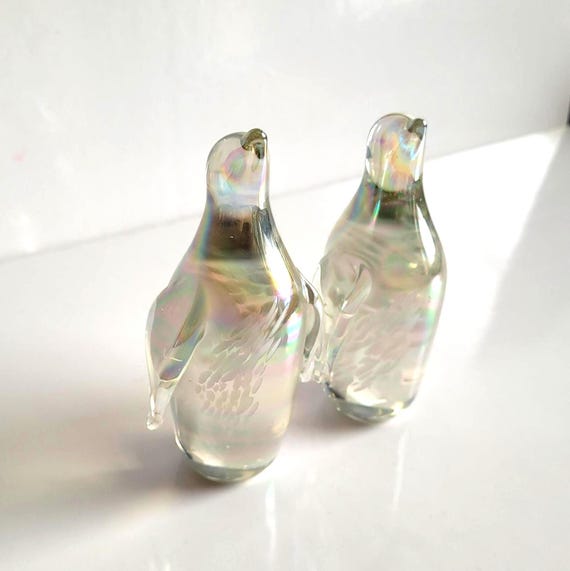 Vintage Silvestri Iridescent Glass Penguin Figurines: Rainbow Art Glass Set
