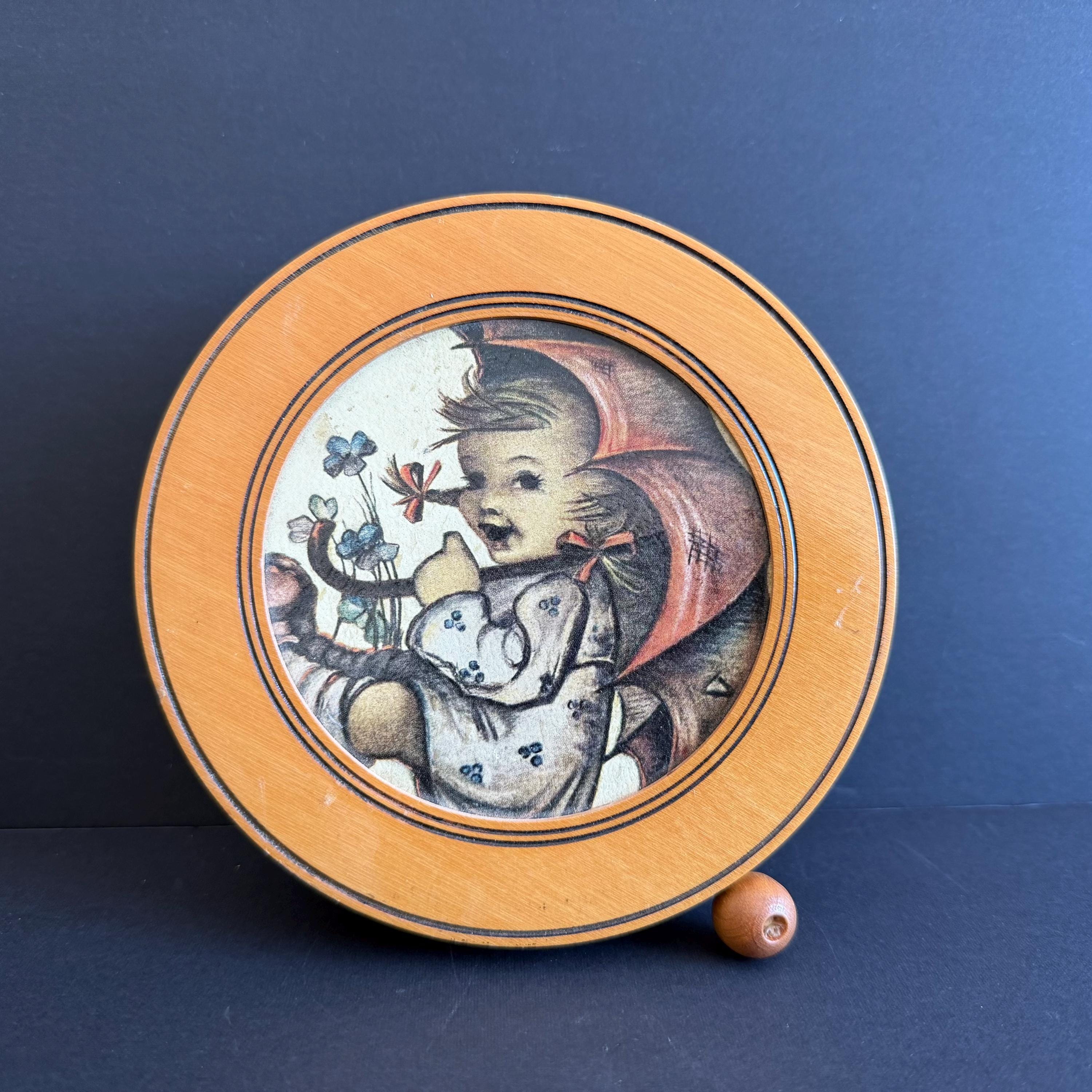 Hummel Wall Pull String Music Box - Etsy Canada