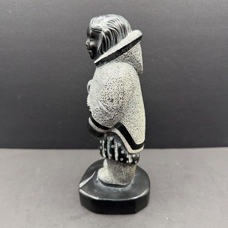 Rare Vintage Canadian Inuit Art Figurine: Boma Style Cast Resin Statue ...