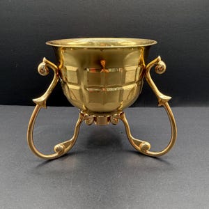 Vintage Textured Brass Planter Pot with Stand, Ornate Solid Cachepot, Mid Century Boho Decor