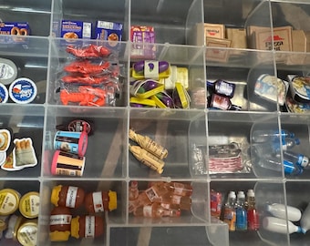 Miniverse Fill the fridge AA soft Pretzels, AA dogs, Jello pudding, mashed potatoes, mad sausage, magnets, oats jar, lobster, fish, & more!