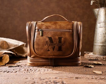 Custom Engrave Toiletry Kit l Travel Leather Bag l Men Wash Bag l Groomsmen Gift l Travel Organizer l Gym Bag l Hanging Dopp Kit l Vacation