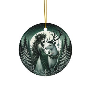 Ornamento della dea della foresta e del cervo / Decorazione Yule del solstizio d&#39;inverno / Arte fantasy dei cervi del bosco / Regalo per albero di Natale in ceramica