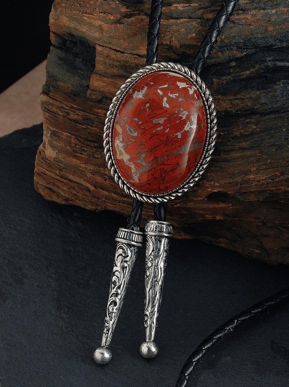 Cravate Bolo Vintage Sud-Ouest Années 80 - Cuir Rose, Plumes, Perles - Neuf En Boîte