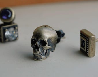 Silver Skull Stud Earrings for Men Women: Gothic Punk Earrings, Vintage Oxidized Skull Jewelry