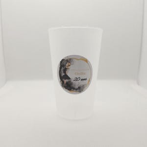 Tazze di compleanno Ecocup personalizzate – 8 design tra cui scegliere – Tazza riutilizzabile – Regalo per gli ospiti –