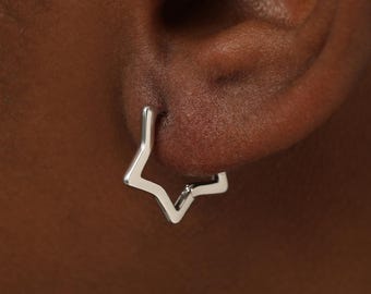 Star Shaped Hoop Earrings - Silver or Gold Celestial Hoop Ring - Hypoallergenic Jewelrys - North Star Stacking Piercing - Statement Earring