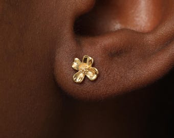 Dainty Flower Stud - Sterling Silver Floral Earring - Nature Inspired Jewelry - Gold Plated Earring - Butterfly Back Piercing - Gift for Her