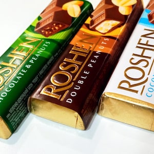 Caixa de presente ucraniana – Doces e cartão postal de arte | Lanches e chocolate autênticos