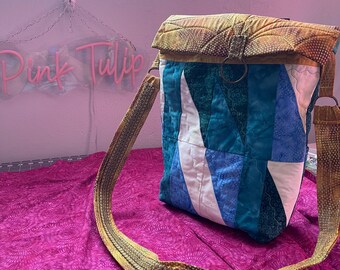 Stylish Quilted Tote Bag for Laptops and Books - 14 inches tall