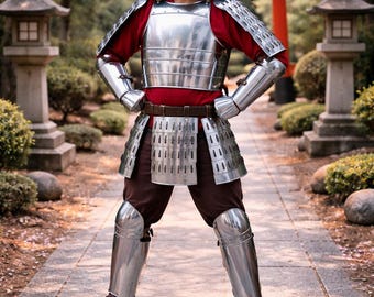 Armatura da samurai realizzata a mano / Tuta intera da guerriero giapponese / Armatura medievale in acciaio per cosplay / Elmo Kabuto / Armatura per LARP e rievocazioni storiche