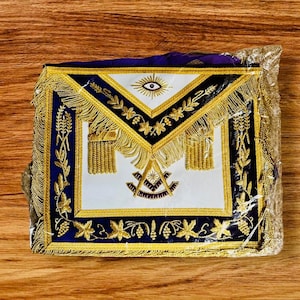 Masonic Past Master Gold Bullion Lambskin Apron - HAND EMBROIDERED