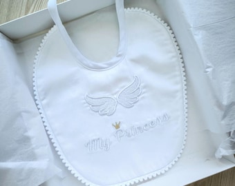 Set de regalo de babero bordado personalizado para bebé: recuerdo de bautizo