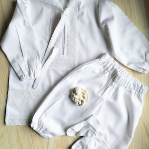 Linen Baptism Outfit | Embroidered Wrap Shirt end Pants | Baby Christening Set | Soft Booties end Bonnet | Custom Name | Luxury Keepsake