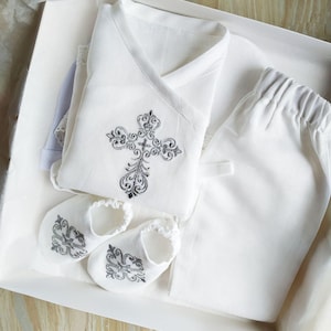 Linen Baptism Outfit | Embroidered Wrap Shirt end Pants | Baby Christening Set | Soft Booties end Bonnet | Custom Name | Luxury Keepsake