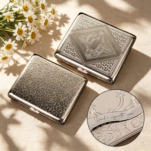 Engraved Vintage Metal Cigarette Case for 20 Regular Cigarettes, Custom Name Smoke Organizer, Gift for Him, Groomsmen Gift