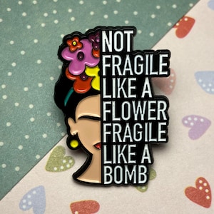 Pin feminista de Frida Kahlo