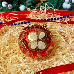 Red and Gold Christmas Ornament – Handmade Glass Bauble – Luxury Holiday Tree Decoration – Sparkling Vintage Inspired Xmas Ball