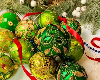 ポーランド購入高級手作り 吹きガラス製サンタクロスクリスマスオーナメント未使用 手作りの「マンファーンズ」吹きガラスのクリスマスオーナメント。Dr