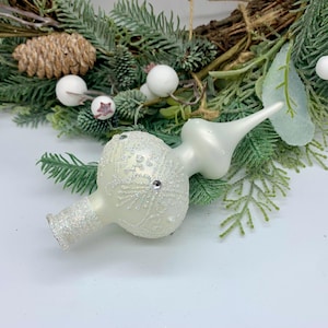 Handcrafted Glass Tree Topper – White Elegant Finial Ornament for Christmas Decoration, Glass Christmas Ornament, Vintage style decor