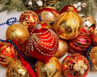 Christmas Ornaments Red Gold – Set of 20 – Handmade Glass Baubles – Luxury Holiday Decoration – Glitter Tree Decor – Festive Christmas Style