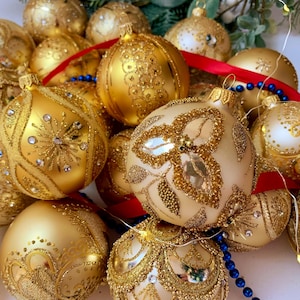 Set of 20 Assorted Gold Glass Christmas Ornaments – Handmade Holiday Baubles – Glitter Tree Decorations – Luxury Xmas Ornament Collection