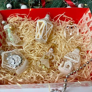 Christmas Glass Ornaments Handmade Set – Whimsical Holiday Tree Decorations – Perfect for Gifting Traditional Handmade Christmas Decorations