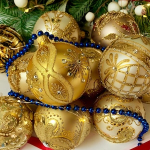 Set of 10 Gold Glass Christmas Ornaments – Luxury Hand Painted Baubles with Glitter and Rhinestones – Elegant Vintage Holiday Tree Decor