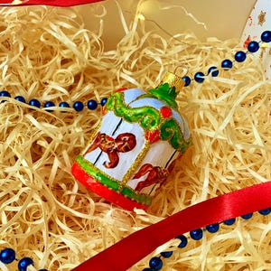 Carousel Horse Ornament – Handmade Glass Christmas Decoration – Vintage Style Tree Decor – Festive Holiday Carousel Gift