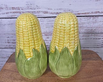 VTG Corn on the Cob ceramic Salt & Pepper Shakers