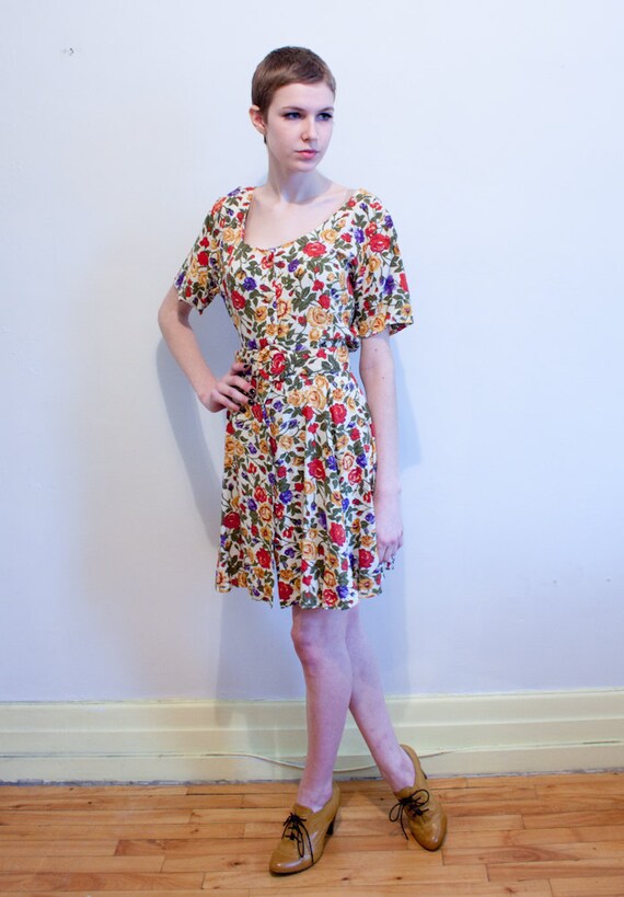 Items similar to 1990s floral dress / soft rayon / full skirt / L on Etsy